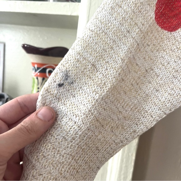 talk of the walk • white & gold metallic floral bat wing top - Picture 7 of 15